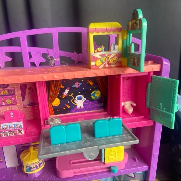2018 Polly Pocket Pollyville Mega Mall Mattel 6 levels Parking Garage Polly - Picture 10 of 16